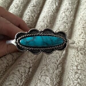 Vintage Emmons Faux Turquoise Silver Tone Scalloped Cuff Bracelet Boho Signed